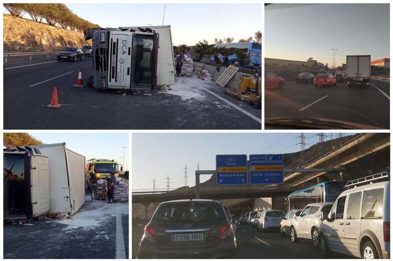 El vehículo iba cargado de sacos de harina que cayeron a la carretera (Foto TA)